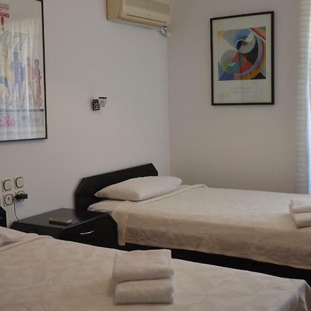 Perfect Beachfront Apartment أثينا المظهر الخارجي الصورة